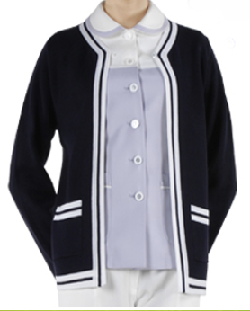 Cardigan dịch vụ phối viền trắng.