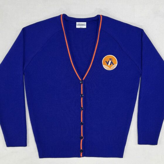 Áo cardigan len xanh dương viền cam, thêu logo ngực